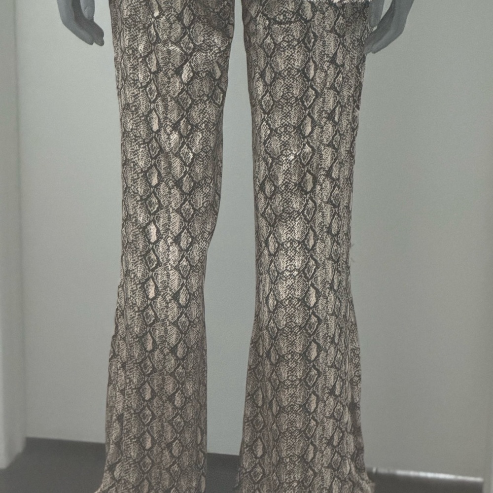 NWT Zara ‘snake skin look’ satin suit - Picture 5 of 6